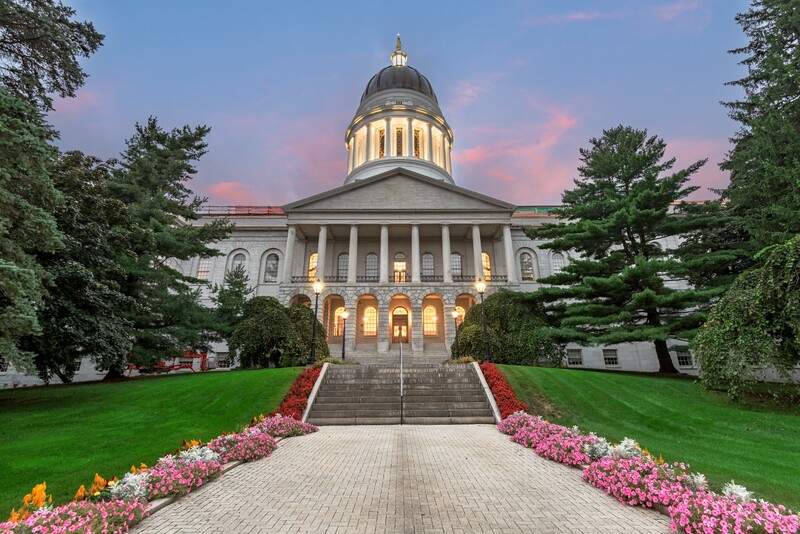 Maine statehouse at dawn